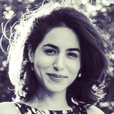 Headshot of Zainab Shah