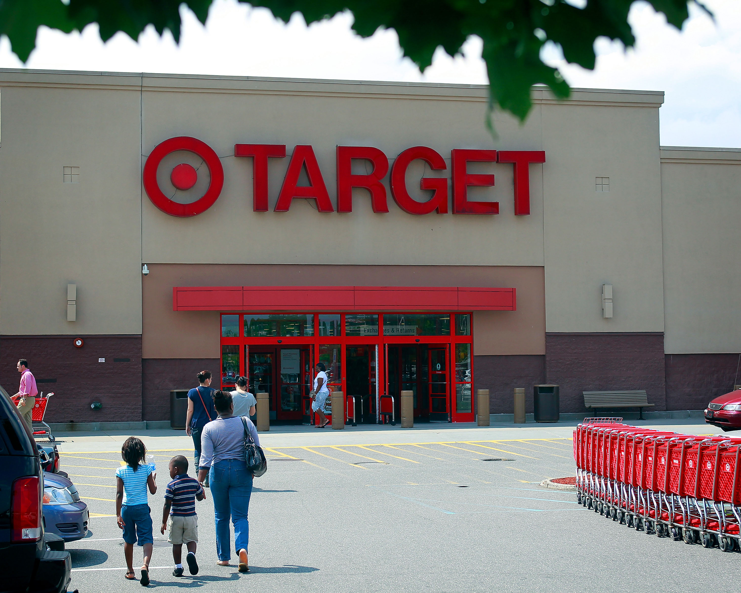 Big Win For Gun Control Groups: Target Bans Guns In Its Stores - TPM ...