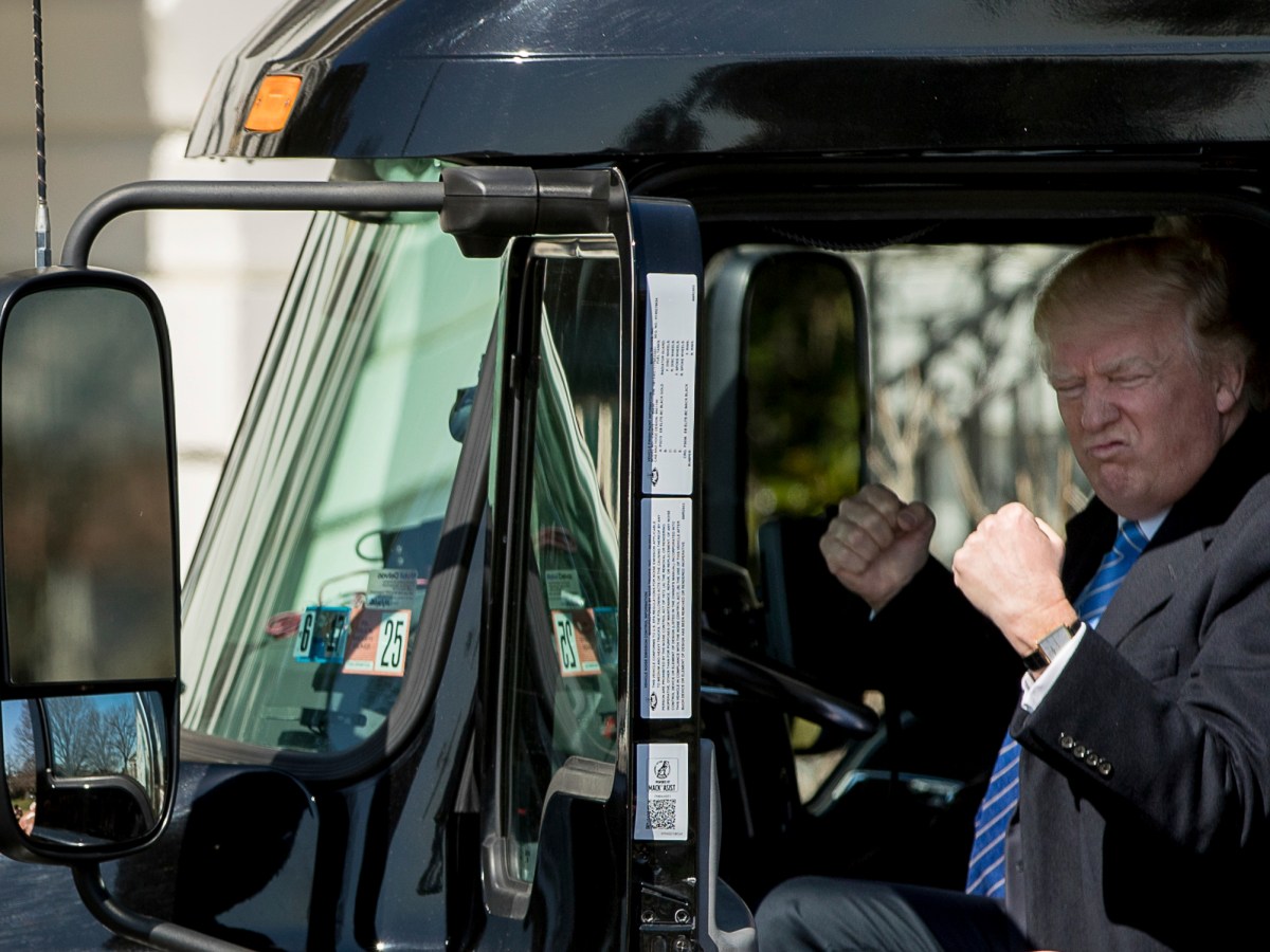 The King and His Shiny Objects