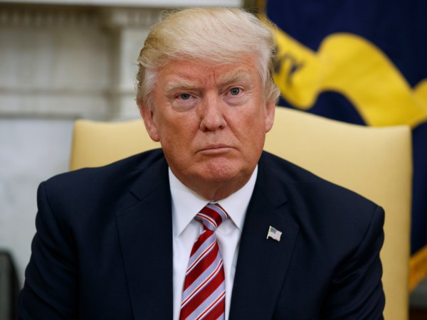 President Donald Trump meets Turkish President Recep Tayyip Erdogan in the Oval Office of the White House, Tuesday, May 16, 2017, in Washington. (AP Photo/Evan Vucci)