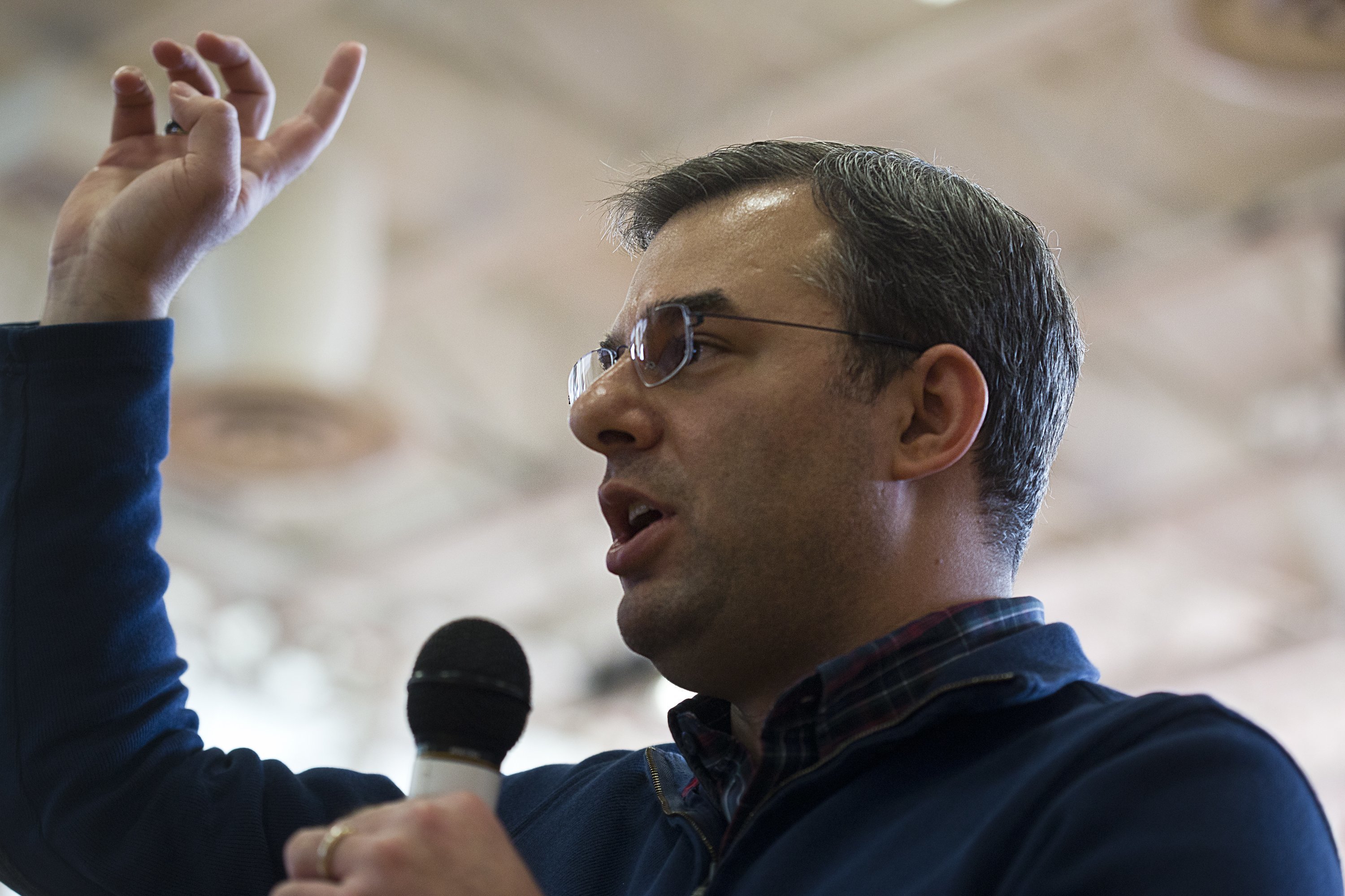 Amash Formally Leaves GOP, Gives Up Seat On House Oversight