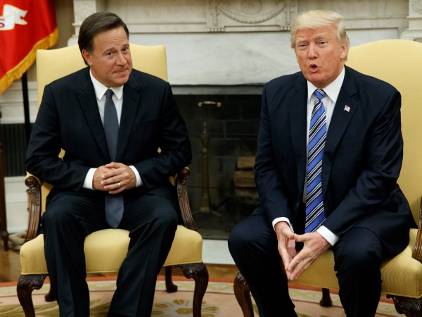 President Donald Trump meets with Panamanian President Juan Carlos Varela in the Oval Office of the White House, Monday, June 19, 2017, in Washington. (AP Photo/Evan Vucci)