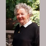 ADVANCE FOR WEEKEND EDITIONS, JUNE 20-22--Author Lillian Ross enjoys the morning sun in New York's Central Park June 10, 1997. Ross' classic book, "The Picture," published in 1952, is a non-fiction novel that tells the story of the making of John Huston's film, "The Red Badge of Courage. The book is being reissued by the Modern Library. (AP Photo/Joe Tabacca)