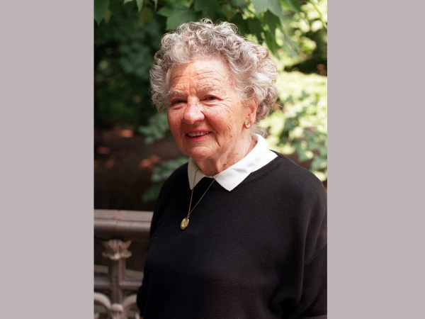 ADVANCE FOR WEEKEND EDITIONS, JUNE 20-22--Author Lillian Ross enjoys the morning sun in New York's Central Park June 10, 1997. Ross' classic book, "The Picture," published in 1952, is a non-fiction novel that tells the story of the making of John Huston's film, "The Red Badge of Courage. The book is being reissued by the Modern Library. (AP Photo/Joe Tabacca)