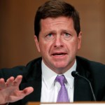 Securities and Exchange Commission (SEC) chairman testifies before the Senate Banking Committee on Capitol Hill in Washington, Tuesday, Sept. 26, 2017. (AP Photo/Pablo Martinez Monsivais)