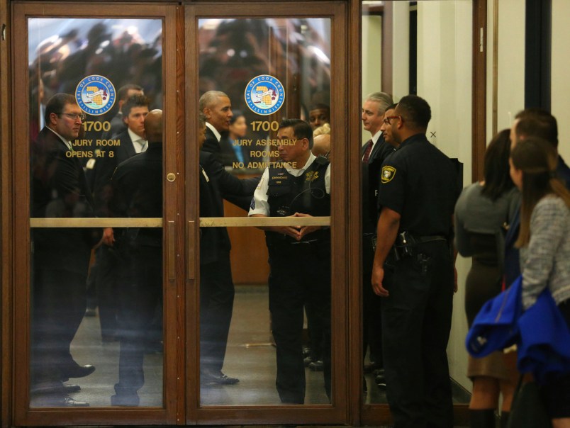Former President Barack Obama arrives for jury duty in the Daley Center on Wednesday, Nov. 8, 2017, in Chicago.   (Nancy Stone/Chicago Tribune)