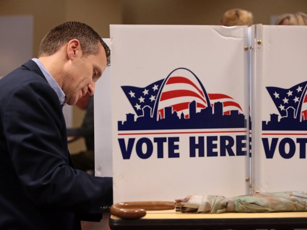 Republican gubernatorial candidate Eric Greitens makes his ballot selections on Tuesday, Nov. 8, 2016 at the St. Louis Public Library Schlafly branch in St. Louis, Mo. (Cristina M. Fletes/St. Louis Post-Dispatch/TNS)