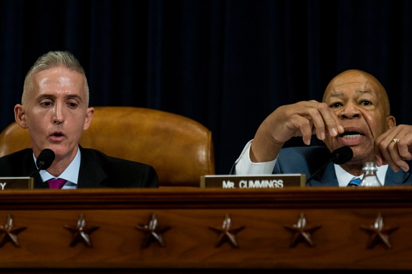 WASHINGTON, DC - OCTOBER 22:  Chairman Trey Gowdy (R-SC) and Co Chairman Elijah Cummings (D-MD) argue while former Secretary of State Hillary Clinton testifies before the House Select Committee on Benghazi on Capitol Hill in Washington, DC Thursday October 22, 2015. (Photo by Melina Mara/The Washington Post)