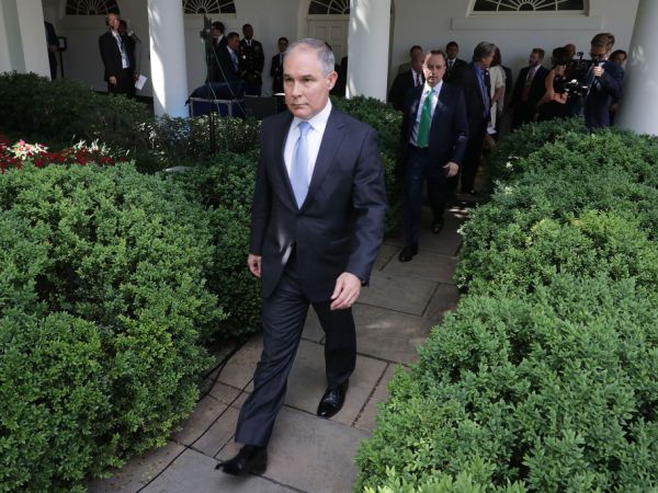 President Donald Trump announces his decision about the United States' participation in the Paris climate agreement in the Rose Garden at the White House June 1, 2017 in Washington, DC. Trump pledged on the campaign trail to withdraw from the accord, which former President Barack Obama and the leaders of 194 other countries signed in 2015 to deal with greenhouse gas emissions mitigation, adaptation and finance so to limit global warming to a manageable level.