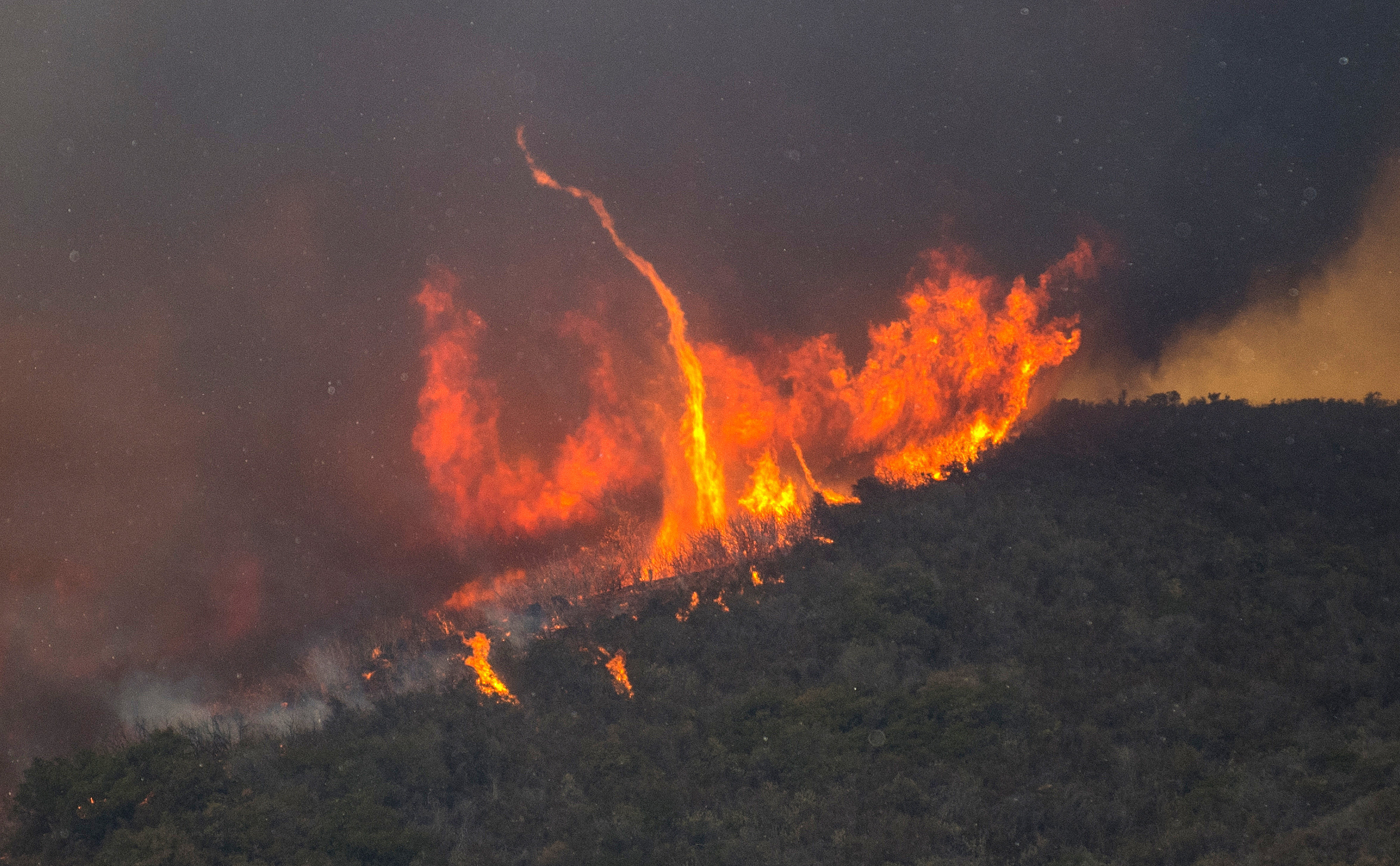 Man Charged With Arson In California Wildfire Refuses To Go To Court ...