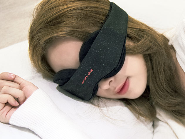 The Manta Sleep Mask & Blackout Stickers blocks out 100% of blue light for a satisfying night’s sleep.