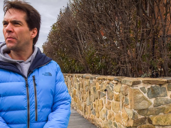 WASHINGTON, DC - JANUARY 10:Jack Burkman, the lobbyist who has put a sizable donation to solve the murder of Seth Rich, canvasses the neighborhood of the murder on January, 10, 2017 in Washington, DC.(Photo by Bill O'Leary/The Washington Post via Getty Images)