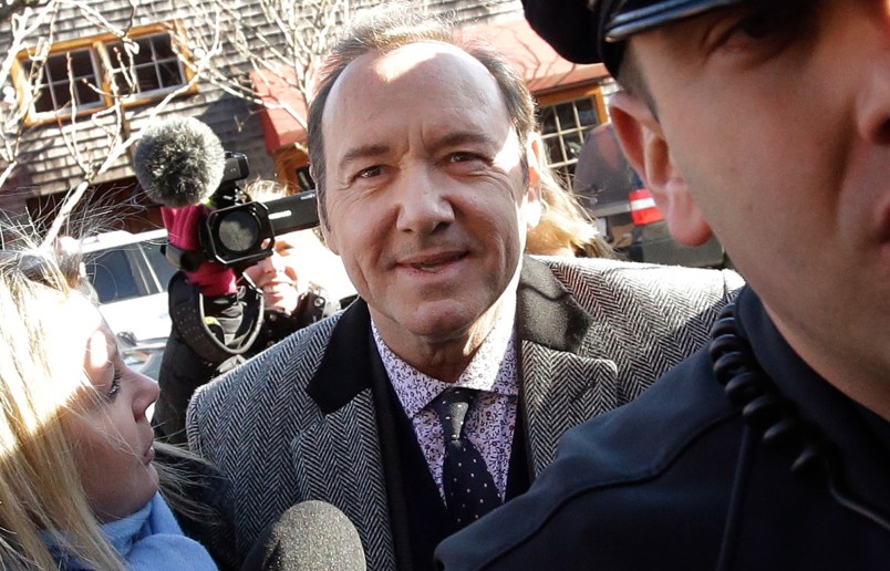 Actor Kevin Spacey arrives at district court on Monday, Jan. 7, 2019, in Nantucket, Mass., to be arraigned on a charge of indecent assault and battery. The Oscar-winning actor is accused of groping the teenage son of a former Boston TV anchor in 2016 in the crowded bar at the Club Car in Nantucket. (AP Photo/Steven Senne)