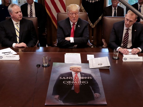 WASHINGTON, DC - JANUARY 02: U.S. President Donald Trump (C) leads a meeting of his Cabinet, including (L-R) Health and Human Services Secretary Alex Azar, acting Interior Secretary David Bernhardt, and acting Defense Secretary Patrick Shanahan, in the Cabinet Room at the White House January 02, 2019 in Washington, DC. A partial federal government shutdown entered its 12th day as Trump and House Democrats are at an impasse over funding for border security, including the president’s demand for $5 billion for a wall along the U.S.-Mexico border. (Photo by Chip Somodevilla/Getty Images)