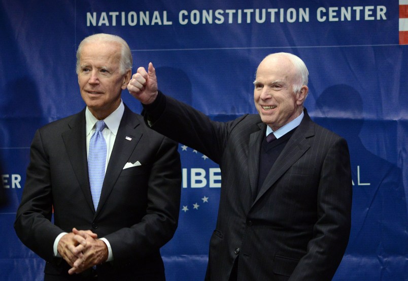PHILADELPHIA, PA - OCTOBER 16: Sen. John McCain (R-AZ) give a thumbs up before receiving  the the 2017 Liberty Medal from former Vice President Joe Biden (left) at the National Constitution Center on October 16, 2017 in Philadelphia, Pennsylvania. (Photo by William Thomas Cain/Getty Images)