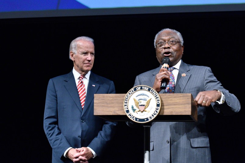 WASHINGTON, DC - SEPTEMBER 24:  (L-R) Vice President Joe Biden is introduced by U.S. Representative James Clyburn at the CBC Spouses 17th Annual Celebration of Leadership in the Fine Arts at the Nuseum Museum on September 24, 2014 in Washington, DC.  (Photo by Earl Gibson III/Getty Images)