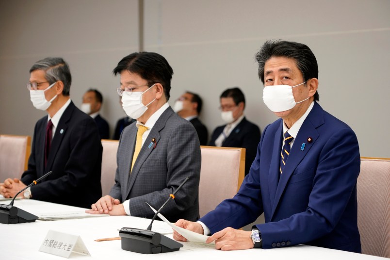 Japanese Prime Minister Shinzo Abe (R) declares state of emergency during a meeting of the task force against the novel coronavirus (COVID-19) at the prime minister's official residence in Tokyo, Japan, 07 April 2020. Prime Minister Abe declared a state of emergency in Japan amid increase of infection cases. /// Dear all, I will be sending 7 pictures of: Japanese Prime Minister Shinzo Abe declares state of emergency during a meeting of the task force against the novel coronavirus (COVID-19) at the prime minister's official residence in Tokyo, Japan, 07 April 2020. Bests, Franck -- ---------------------------------------------------------------------------------------------- Franck Robichon Chief Photographer Japan epa (european pressphoto agency) Jiji Press Bldg 13F 5-15-8 Ginza, Chuo-ku Tokyo 104-0061 JAPAN tel: 81-3-5565-5574 fax: 81-3-6368-6126 mobile: 81-90-9670-0569 epa european pressphoto agency b.v. phone: 49 69 244 321 842 fax: 49 69 244 321 849 email: robichon@epa.eu for non-personal email please use: japan@epa.euepa european pressphoto agency b.v. am hauptbahnhof 16 60329 frankfurt Germany president CEO: Joerg Schierenbeck commercialreg.noB 28280 Frankfurt Please visit our website: www.epa.eu The information contained in this email is intended only for the person or the entity to which it is addressed and may contain confidential and/or privileged material. If you are not the intended recipient of this e-mail, the use of this information or any disclosure, copying or distribution is prohibited and may be unlawful. Email transmission cannot be guaranteed to be secure or error-free. Therefore, we do not represent that this information is complete or accurate and it should not be relied upon as such. If you received this email in error, please contact the sender and delete the material from any computer. ----------------------------------------------------------------------------------------------