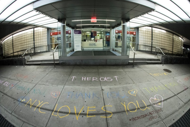 NEW YORK, NY - March 30:  MANDATORY CREDIT Bill Tompkins/Getty Images Emergency Room entrance with sidewalk grafitti that reads HEROS due to the coronavirus COVID-19 pandemic on March 30, 2020 in New York City. (Photo by Bill Tompkins/Getty Images)