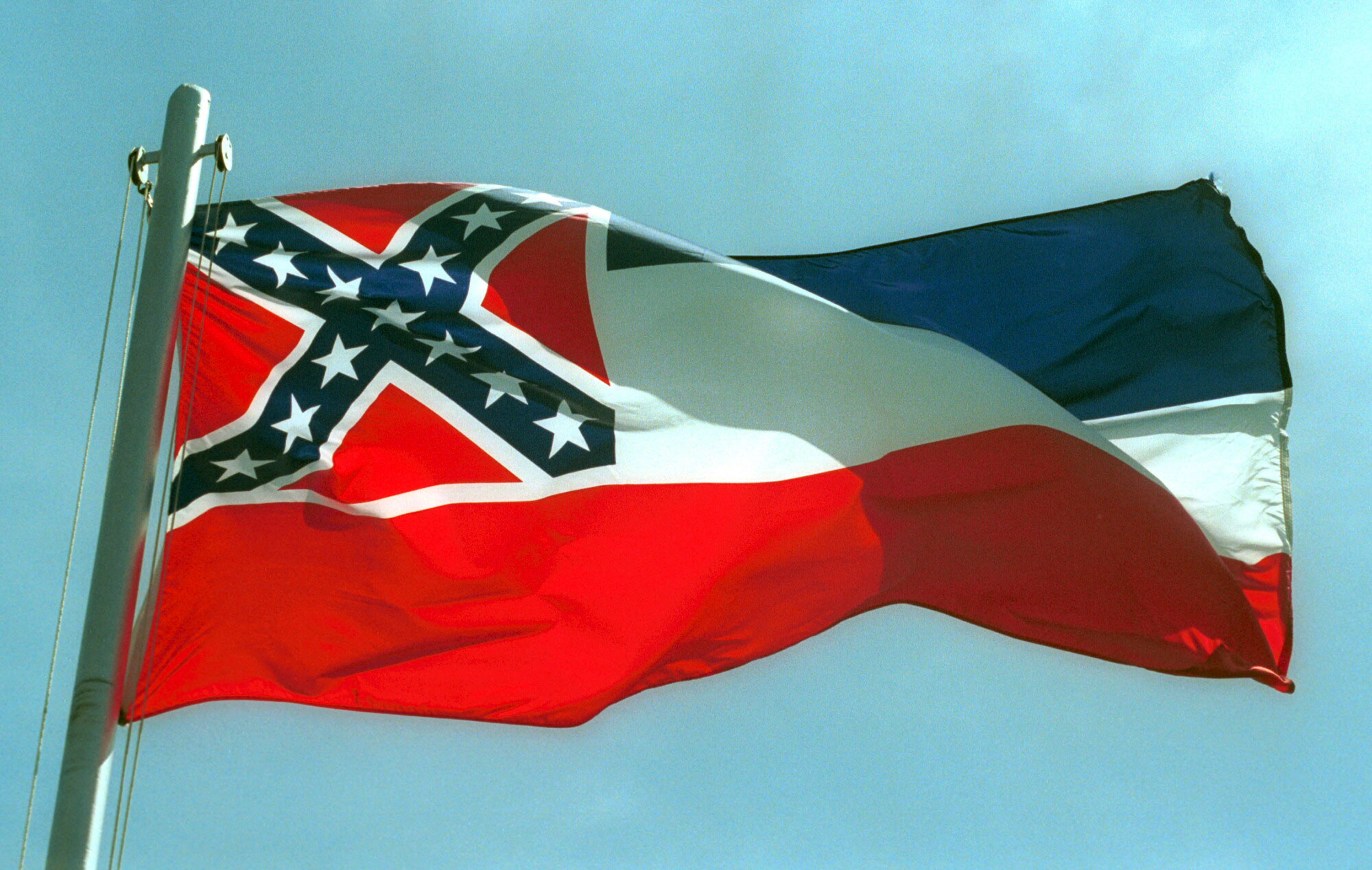 mississippi-legislature-approves-removal-of-confederate-emblem-from