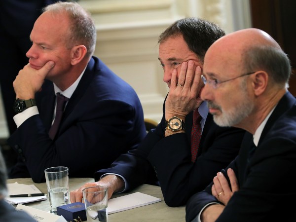 U.S. President Donald Trump hosts a business session with state governors in the State Dining Room at the White House February 26, 2018 in Washington, DC. The National Governors Association is holding its annual winter meeting this week in Washington.