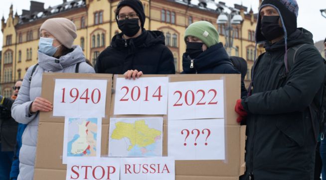 Finnish people and Ukrainians living in Finland protest against the Russian invasion in Ukraine and in solidarity with the Ukrainian people, in the centre of Tampere, Finland on Thursday, February 24th, 2022. (Photo by Tiago Mazza Chiaravalloti/NurPhoto)