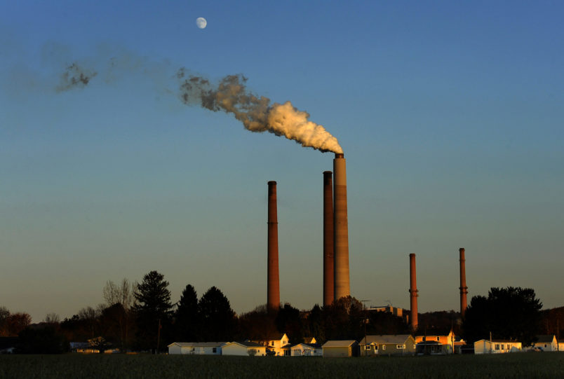 Billionaire's 'Attack Philanthropy' Secretly Funded Climate Denialism And Right-Wing Causes - Vimarsana News