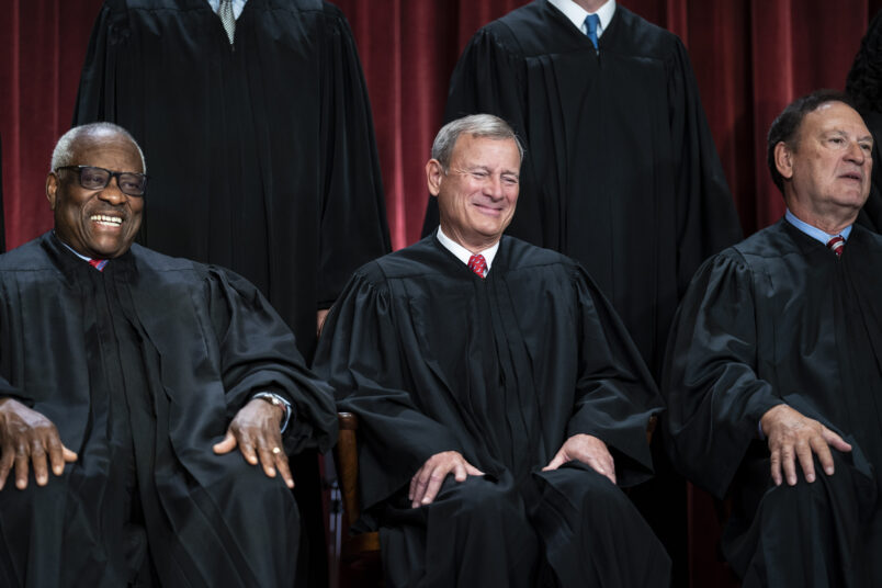 The Supreme Court's Corruption Scandal Isn't About Ethical Niceties - Vimarsana News