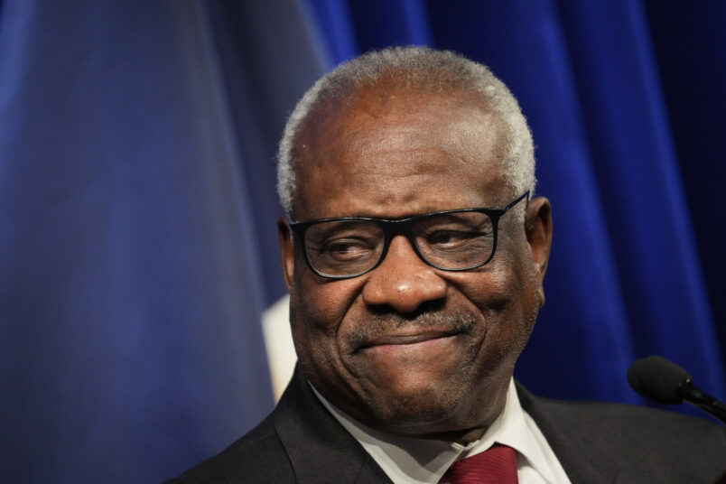 It's Not Personal: Why Clarence Thomas' Trip To The Koch Summit Undermines His Ethics Defense - Vimarsana News