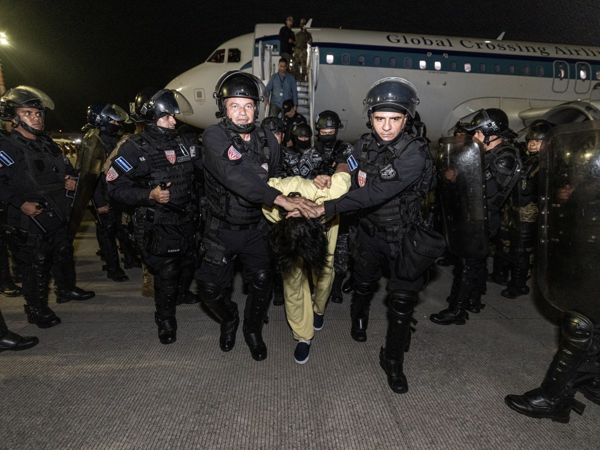 Trump DOJ Stonewalls Criminal Contempt Inquiry