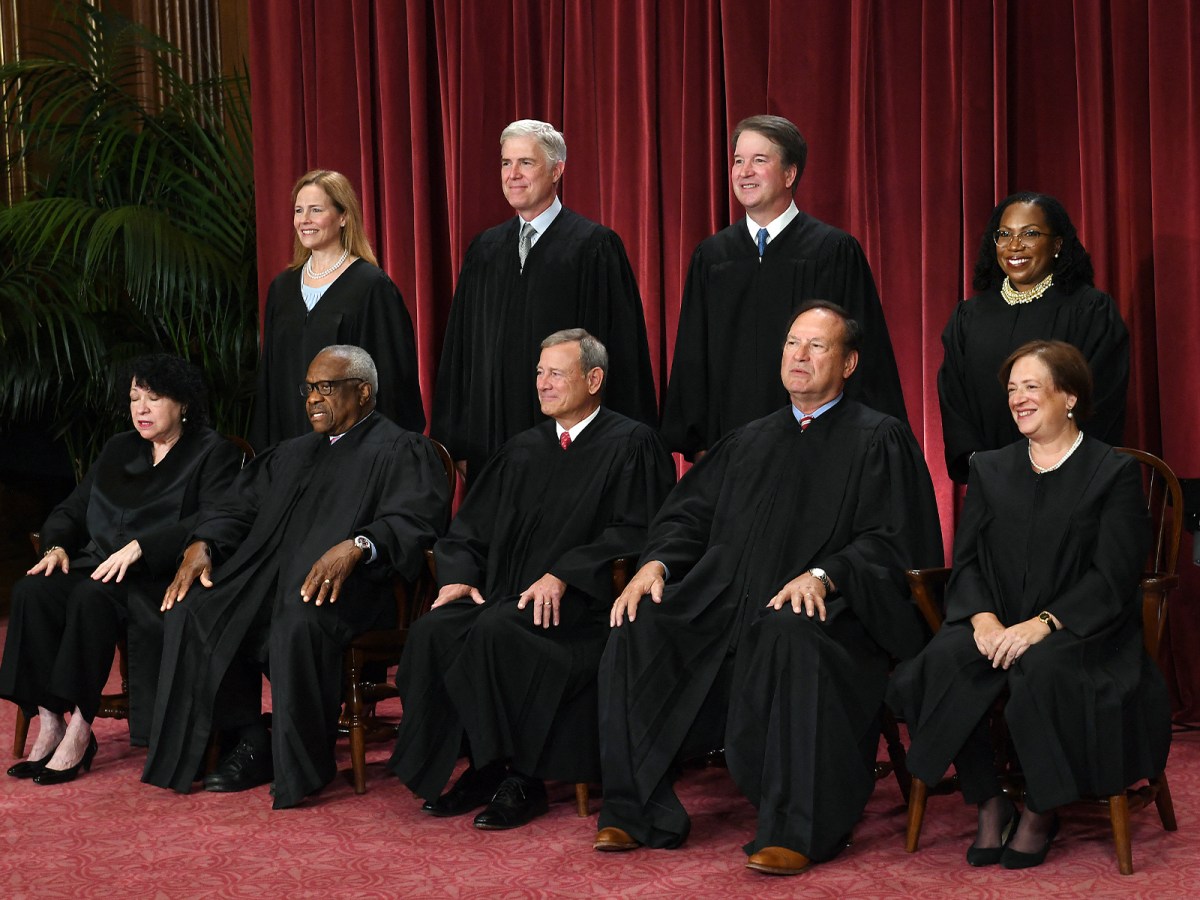 Liberal Justices Cheekily Use Conservatives’ Favorite Legal Theories to Push For a Ruling Against Trump On Tariffs