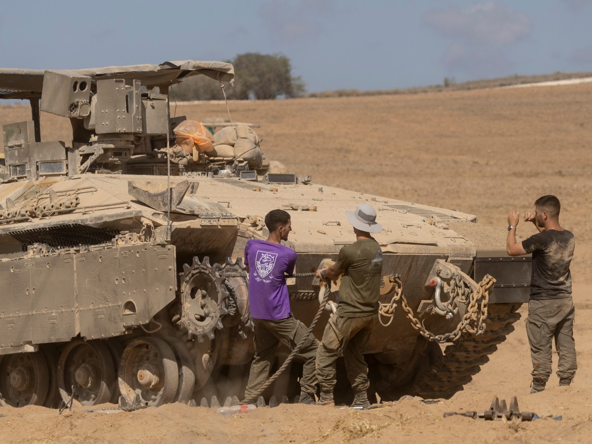 Is Trump’s Epic Middle East Peace Deal Falling Apart?