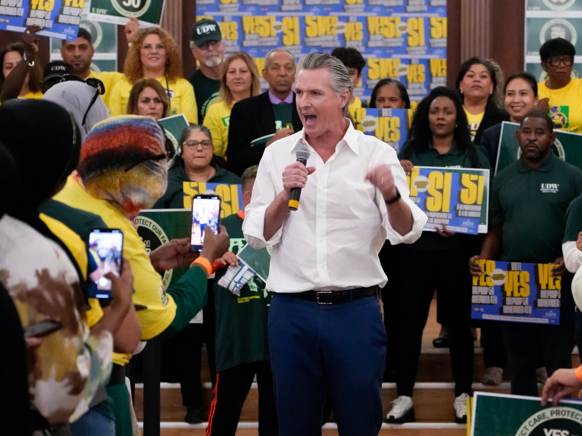 California Voters Approve Measure to Offset Damage of Trump’s Red-State Gerrymandering Blitz