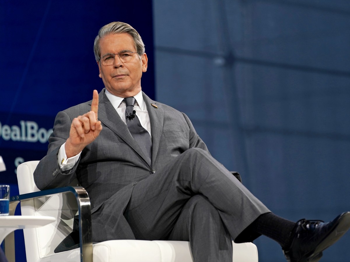 It Sure Looks Like the Trump Admin Is Prepping for SCOTUS To Demolish Its Tariff Policy