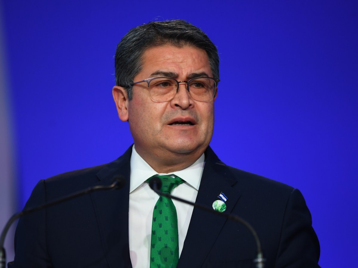 Amid Mass ICE Arrests, Trump Pardon Recipient Juan Orlando Hernández Given Special Treatment