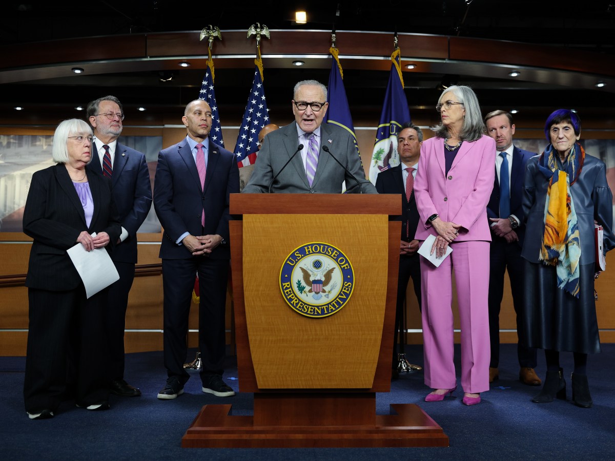 Dems Outline Their Demands for ICE As Republicans Promise to Shoot Down Basic Reforms