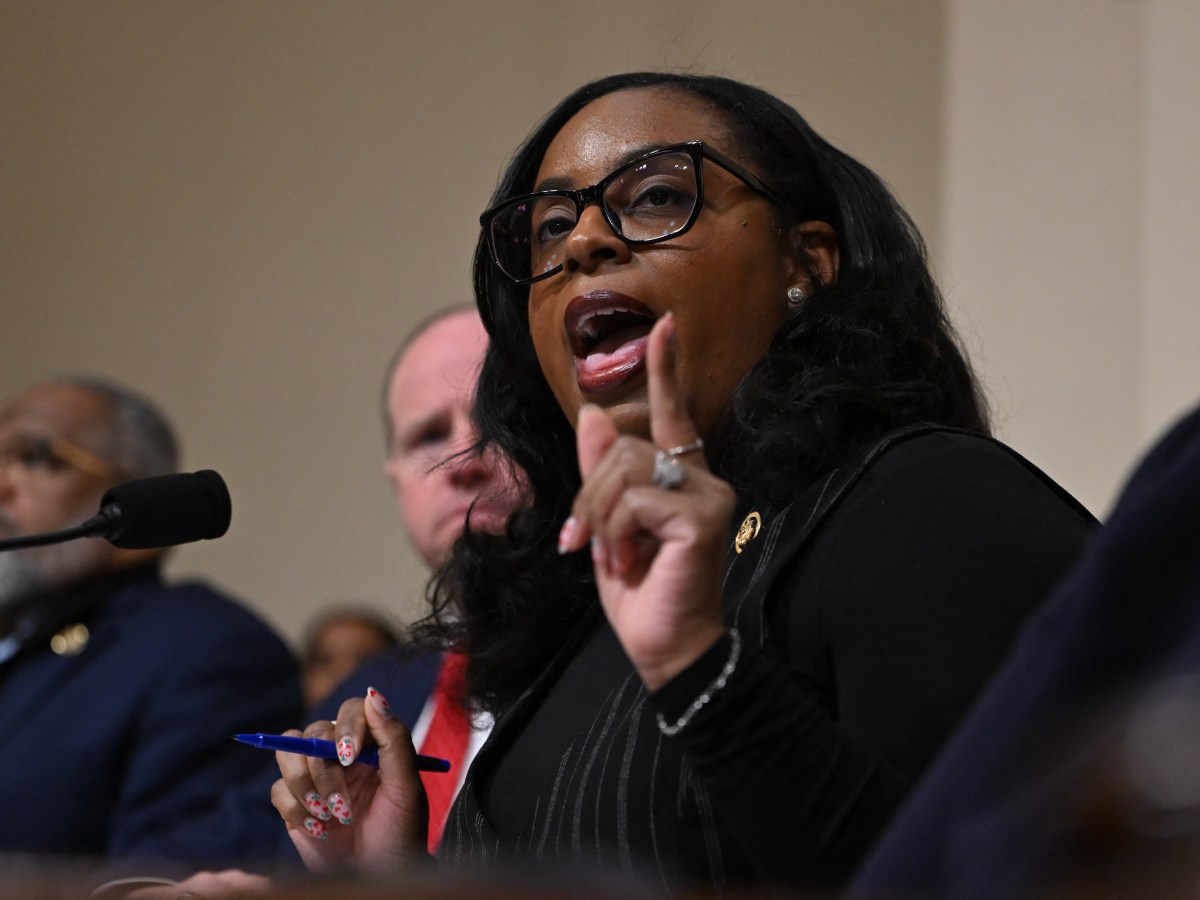 House Democrat to ICE Chief: ‘Do You Think You’re Going to Hell, Mr. Lyons?’