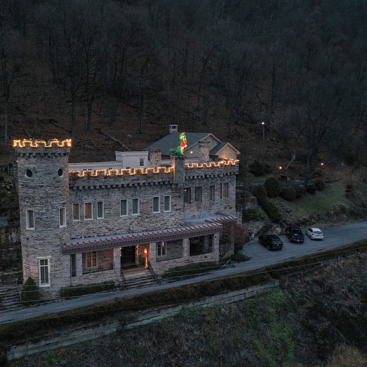 A White Nationalist Publication Took Over a West Virginia Castle. I Got Inside. 