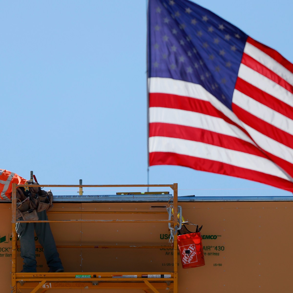 U.S. Workers Are Getting Record-Low Compensation Based on Their Productivity