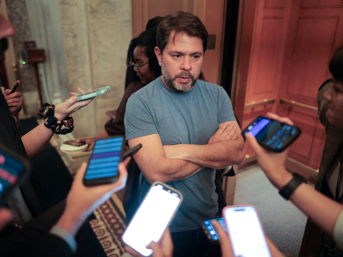 Why Are Any Democrats Supporting a Bill That Was Championed by the Crypto Industry?