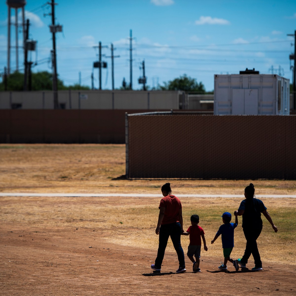 Senate Report Describes ‘Top-Down Culture of Cruelty’ in ICE Detention