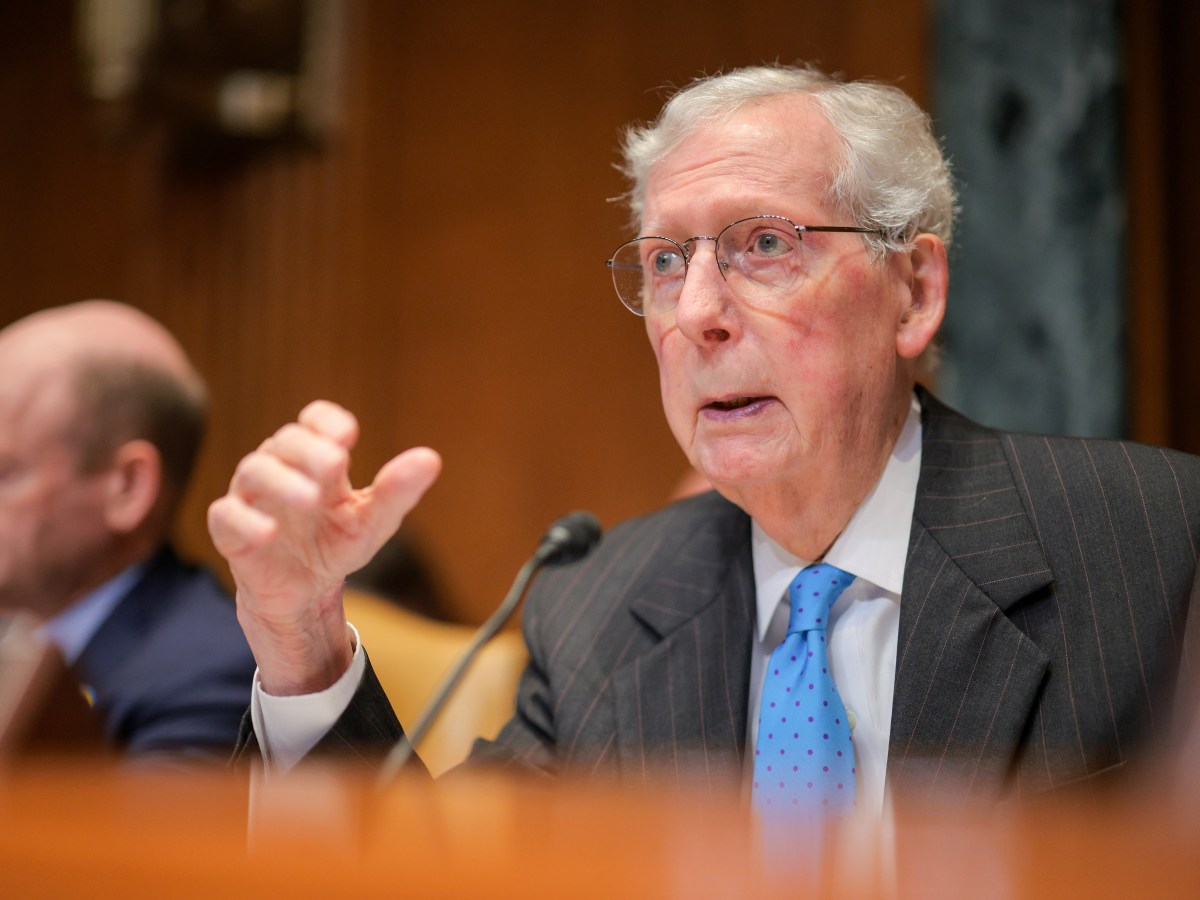Kentucky Gov. Demands McConnell Give Verbal Address as Proof He Can Serve