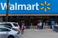 talkingpointsmemo.com - Layla A. Jones - Biggest US Retailers Use $5 Billion in Trump Tariff Refunds to Appease Investors