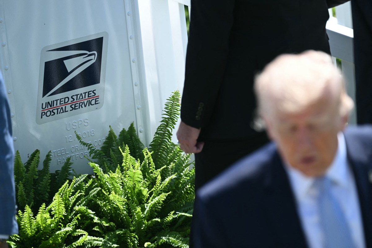 ‘A Shit Show': Postal Service Whistleblower Warns That New Project Will Sow Chaos in Election