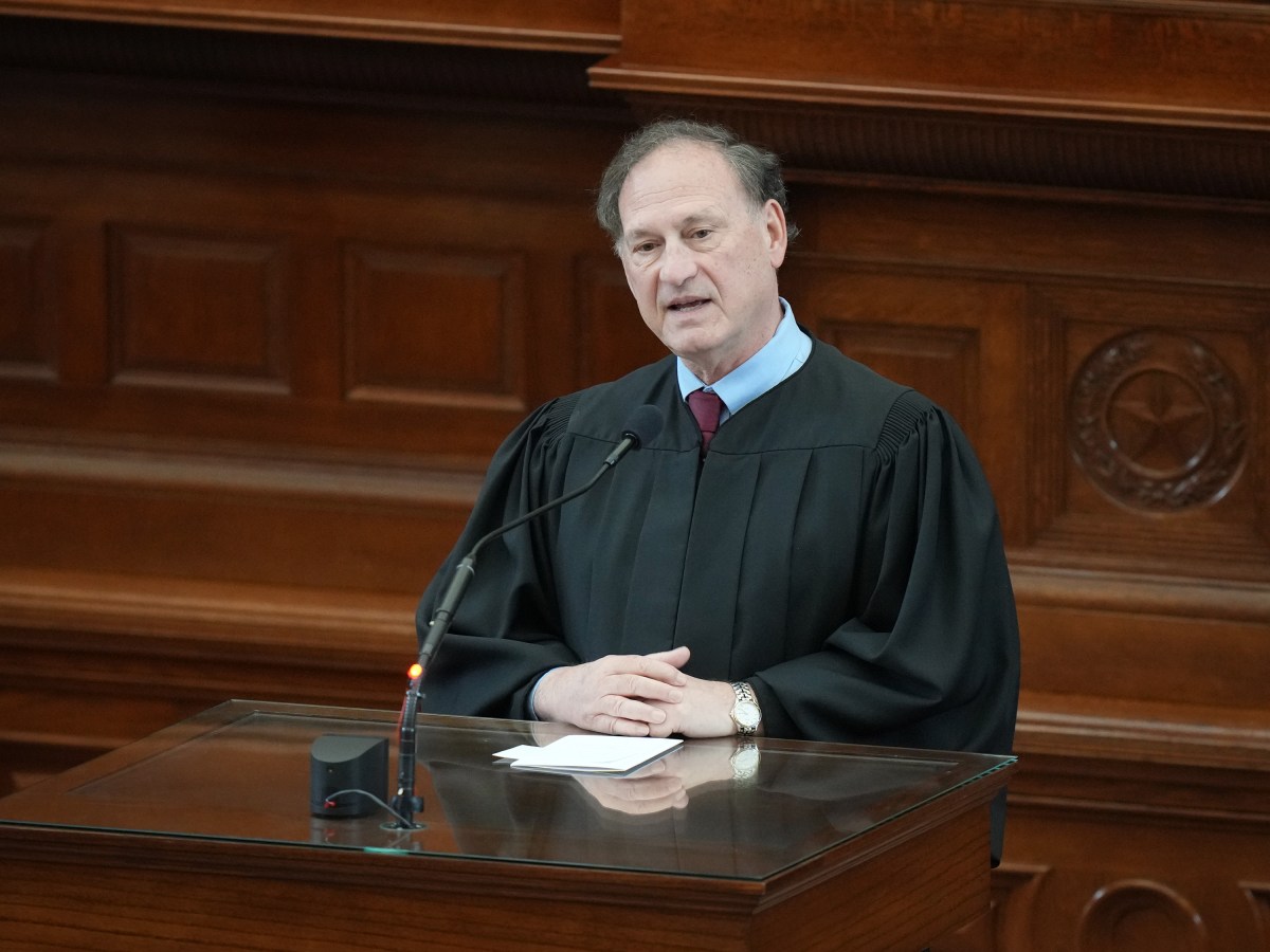 SCOTUS Sets Up Ongoing Fight Over Trump’s Executive Order on Elections