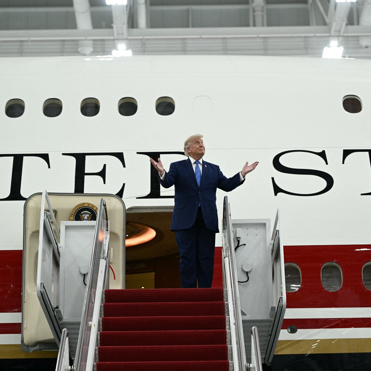 We Actually Know Exactly How We Can Address Trump’s Corruption Spree