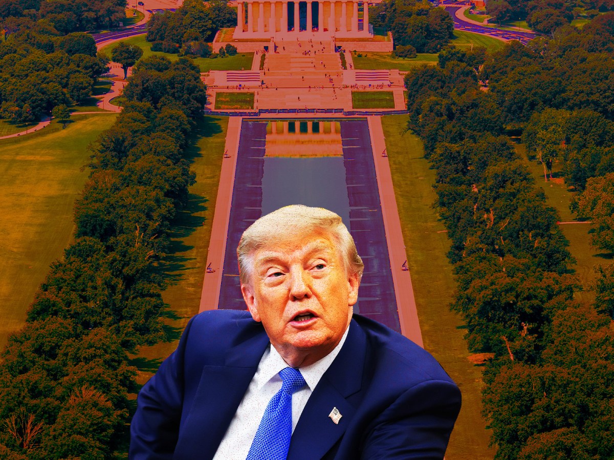 Trump Admits to ‘Some Contractor Error’ As WH Asks DOJ to Consider New Charges: Catching Up on the Reflecting Pool Drama