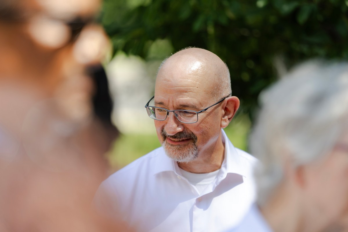 His ‘Lifetime Mantra' is ‘Standing up to Bullies.' Now, He's Running Against an Islamophobe Who Wants to Deport 100 Million People.