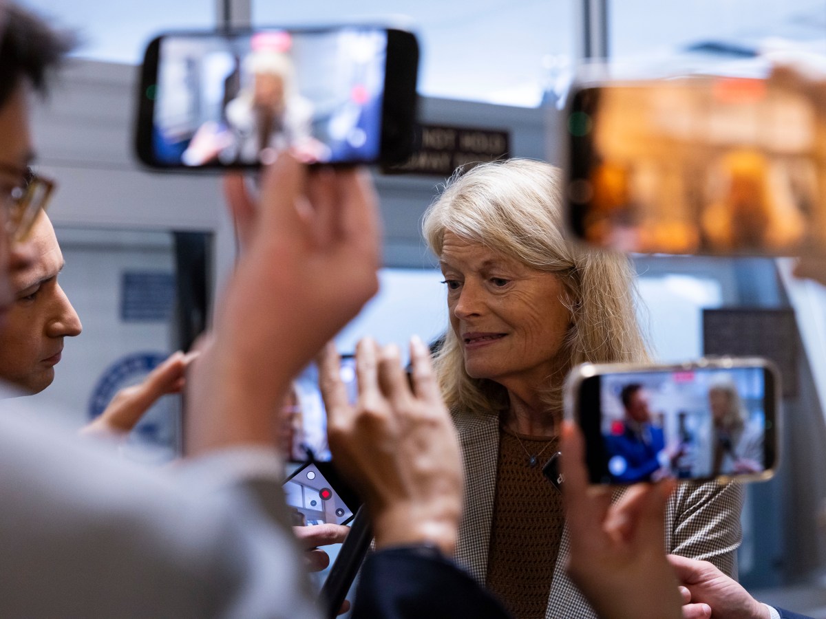 Murkowski Increasingly Becomes a Thorn In Trump’s Side in Alaska